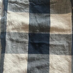 Pottery Barn Navy and Cream Checkered Standard Shams-Like new!